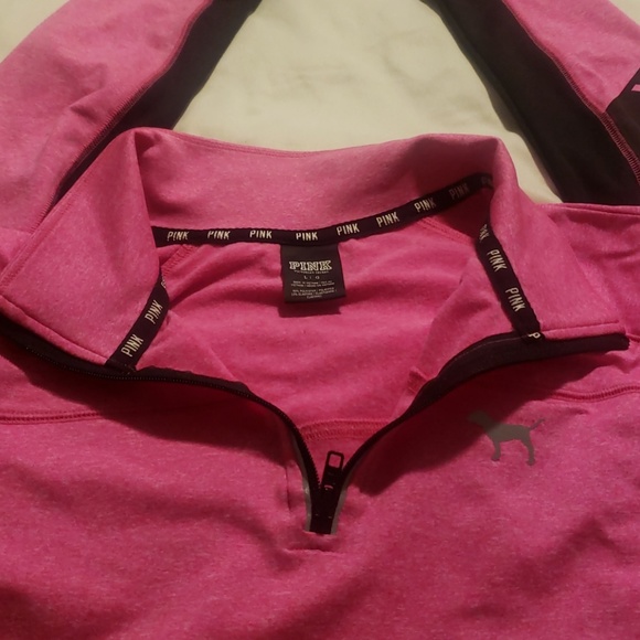 Large zip up Pink Victoria's secret stretch - Picture 2 of 6